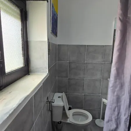 Freedom Surf House Four Bedroom Upstairs Villa Appartement *